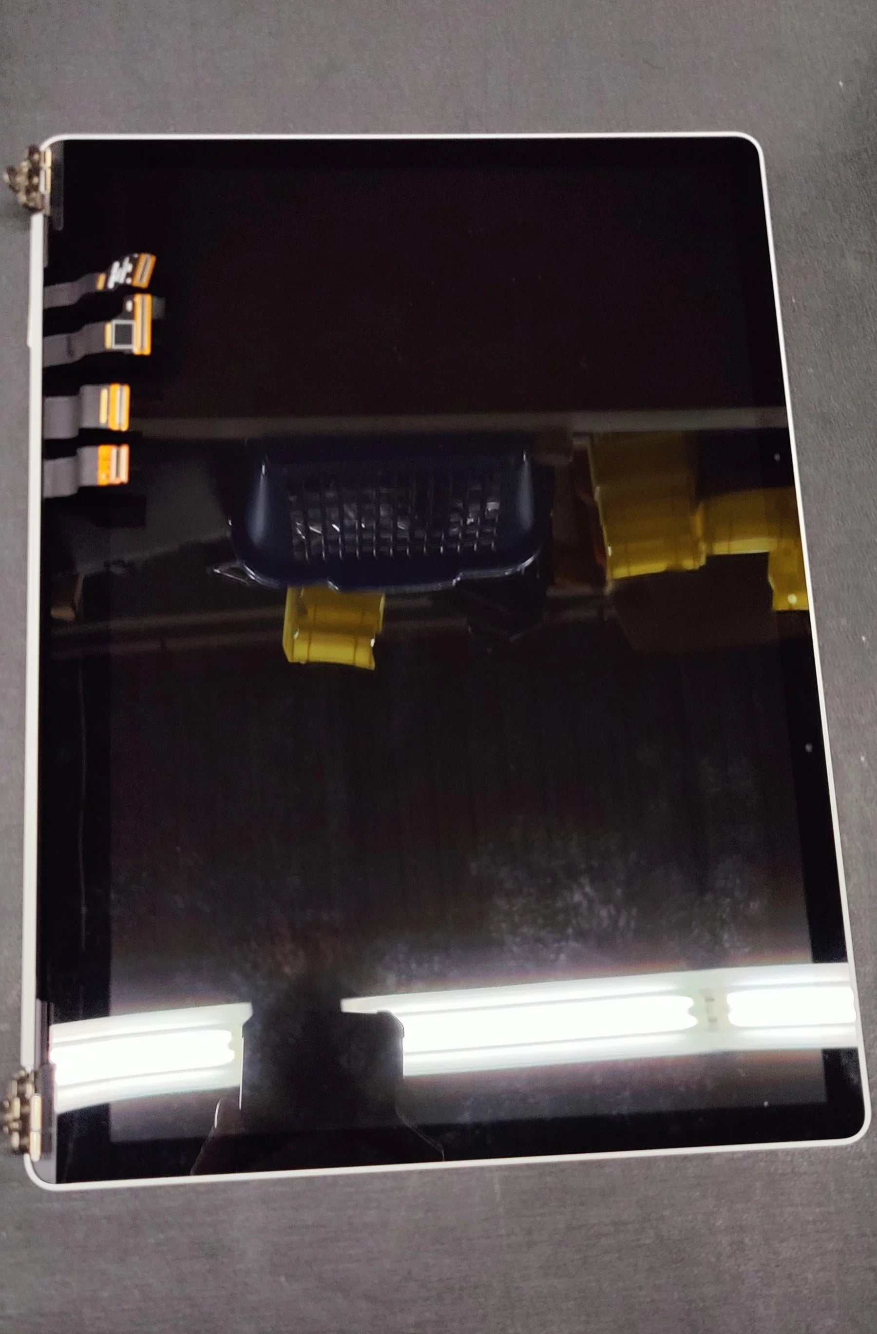 Restored BYC-MSRT201 Microsoft LCD Display Assembly For Surface 2 (Refurbished)