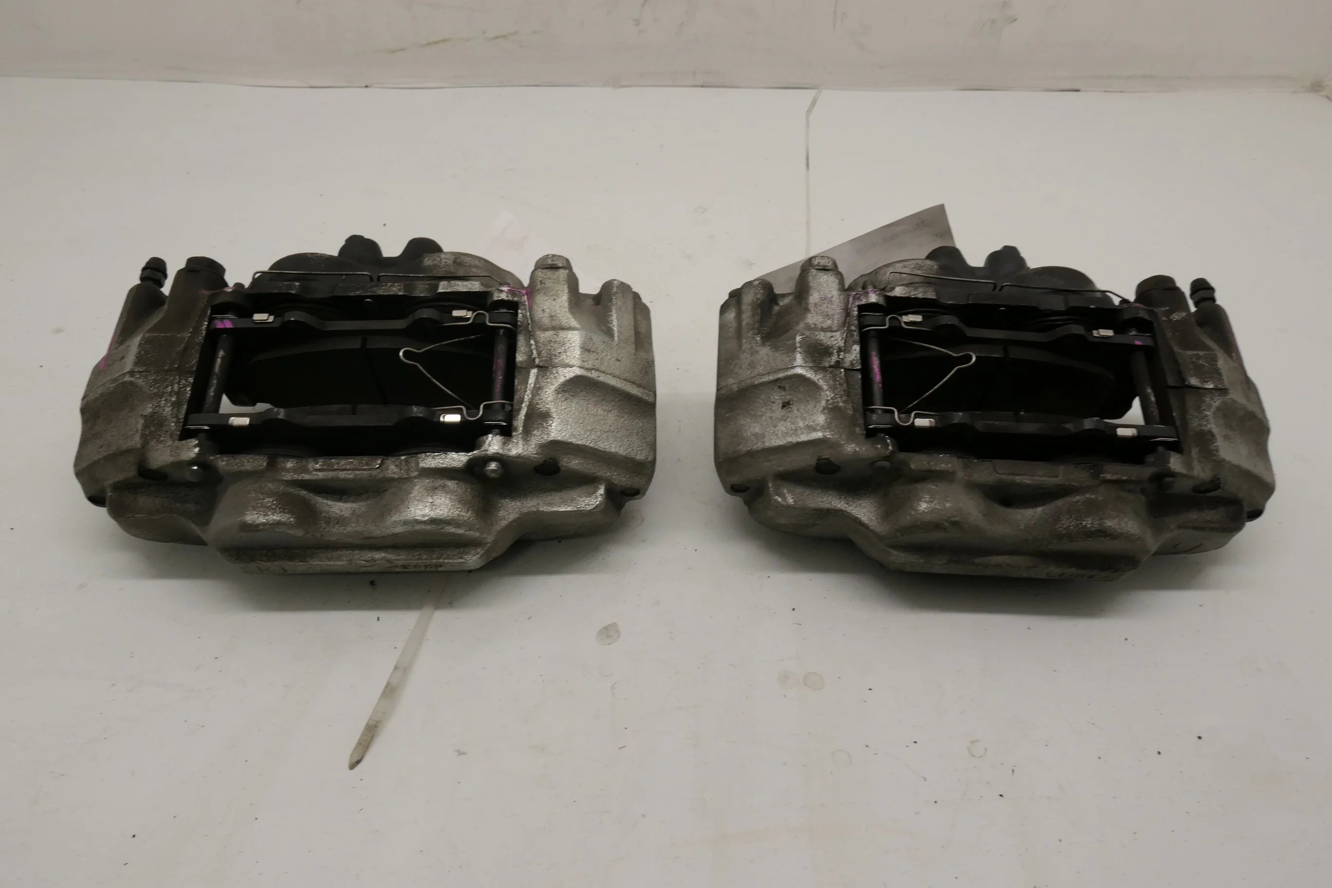 Pre-Owned 2021 Toyota Tacoma Front LH & RH Brake Caliper OEM (Good)